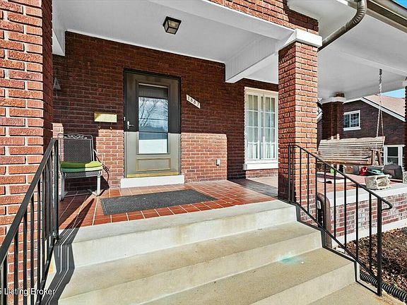 4th image of 1887 Richmond Dr
