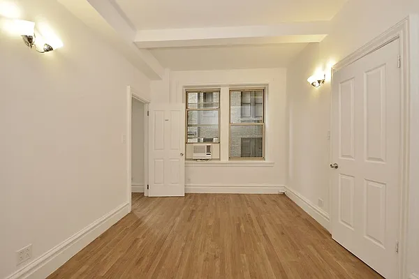 Rented by Pi Capital Partners | media 17