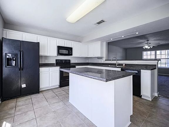 2nd image of 4024 Rg Buchanan Dr