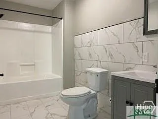 1000 W 53rd St — Photo 11