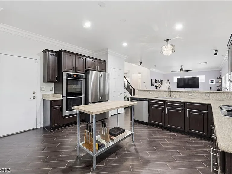 5397 Esparon Ave — Photo 13