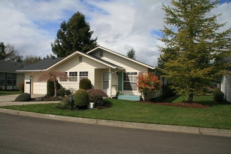 Front View 1219 Searle