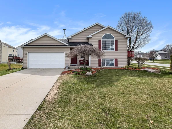 4527 Middlebury Dr SE, Kentwood, MI 49512