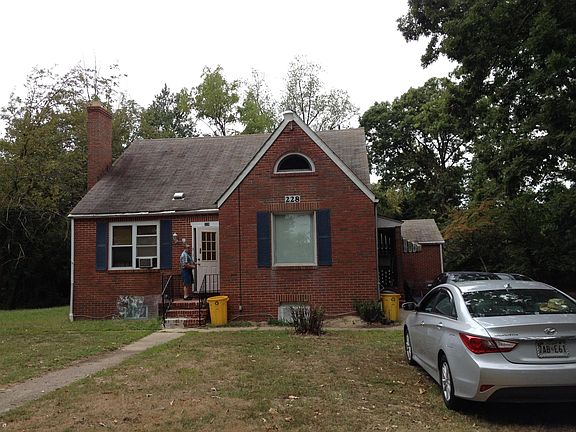 4th image of 228 Olen Dr APT E