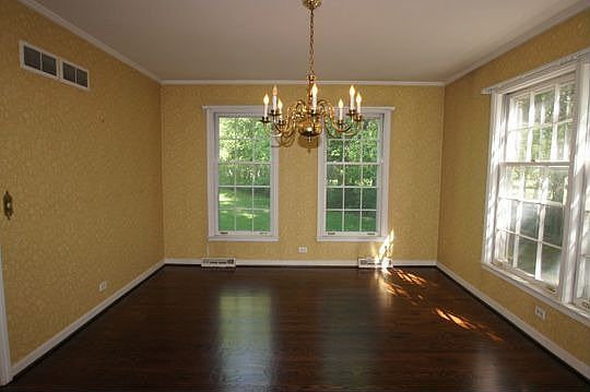 2nd image of 1150 Oak Knoll Dr