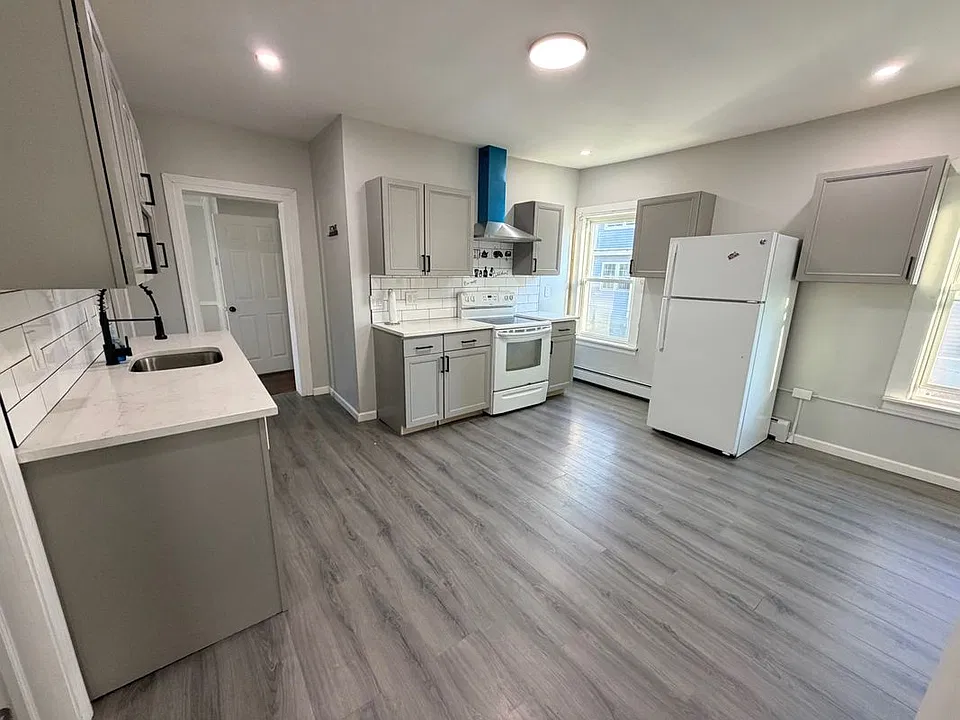 397 Blue Hills Ave #1