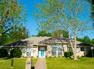 725 Bunker St, Paris, TX 75460