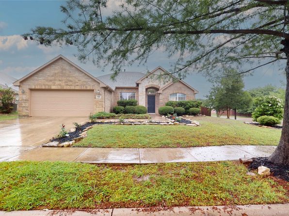 760 Catalpa Rd, Saginaw, TX 76131
