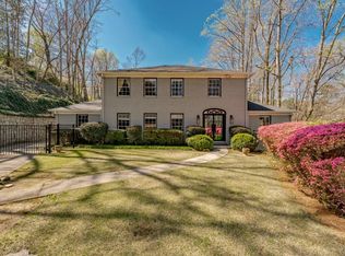 555 River Valley Rd, Sandy Springs, GA 30328