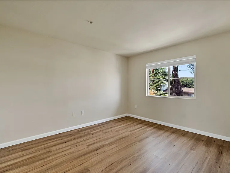 Toscana Apartments — Photo 11