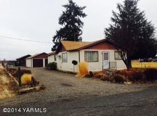 181 Orchard Way, Wapato, WA 98951