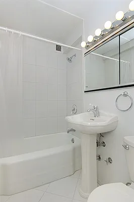 Sold by Corcoran | media 21