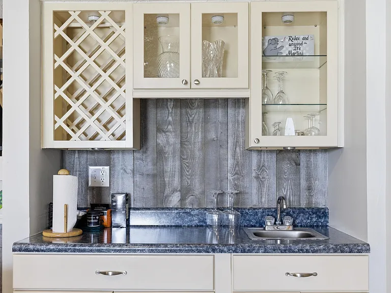 355 S Ocean Dr #106 — Photo 19