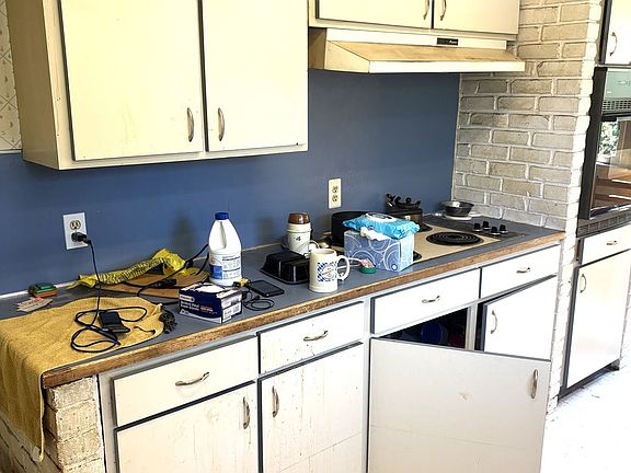 4th image of 6004 NE 108th Ave