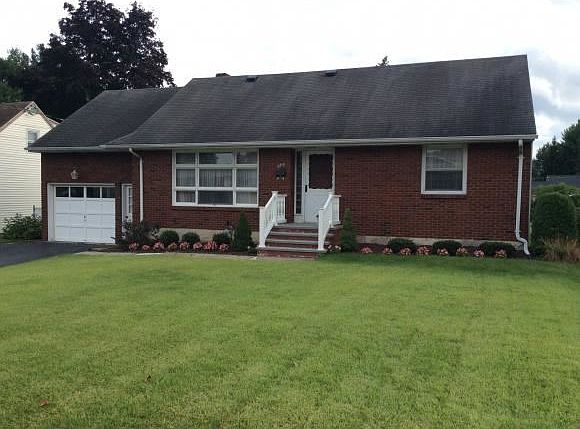 1st image of 2816 Smith Dr