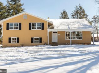 612 Kimberton Rd, Chester Springs, PA 19425