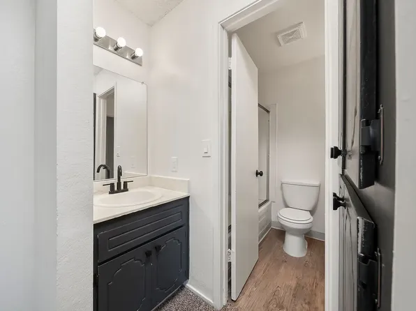 3800 Lily St, Sacramento, CA 95838