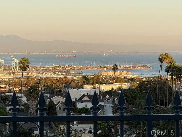 2 bed, 1603 sqft, $3,800 — Photo 2