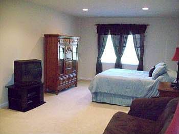 2nd image of 607 Woodland Dr