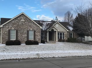 17867 Westhampton Woods Dr, Chesterfield, MO 63005