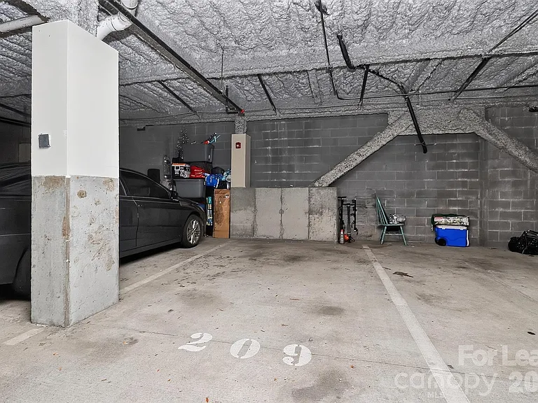 1829 Kenilworth Ave — Photo 21