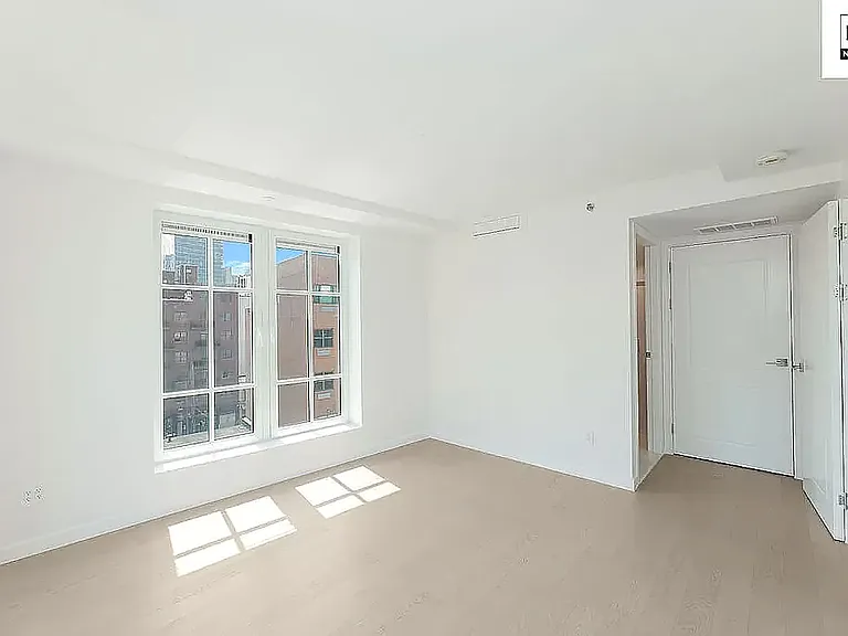 37-26 32nd St #6I — Photo 7