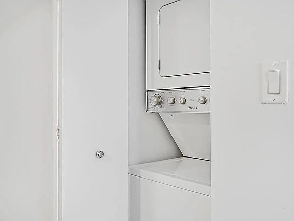 5th image of 607 W 161st St APT 7B