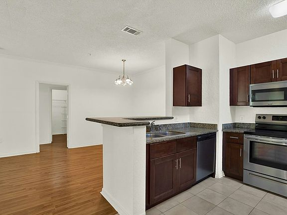 5th image of 18001 Richmond Place Dr APT 121