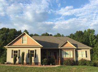 2113 Perry Place Ln, Monroe, GA 30656