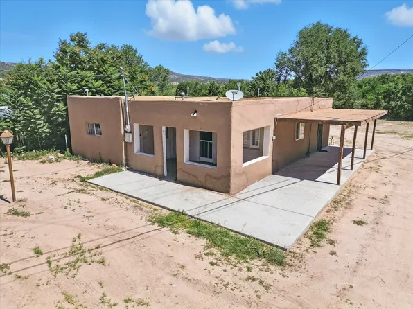 143 County Road 51, Velarde, NM 87582