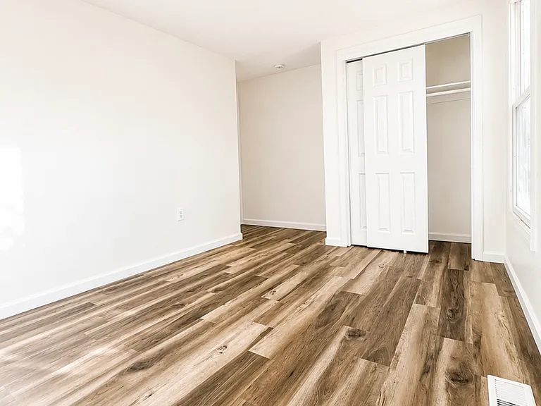 304 Lake Crystalbrook Dr — Photo 29