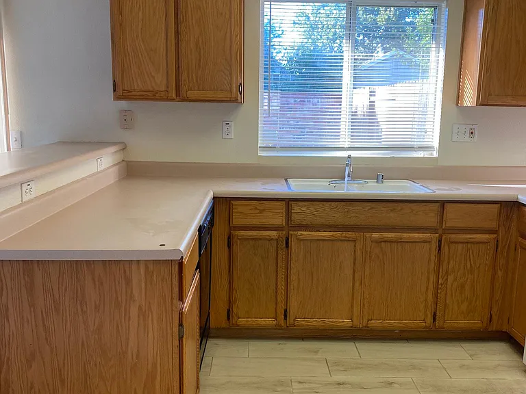 6302 Laguna Mirage Ln — Photo 7