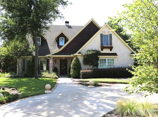6405 Ridglea Crest Dr, Fort Worth, TX 76116