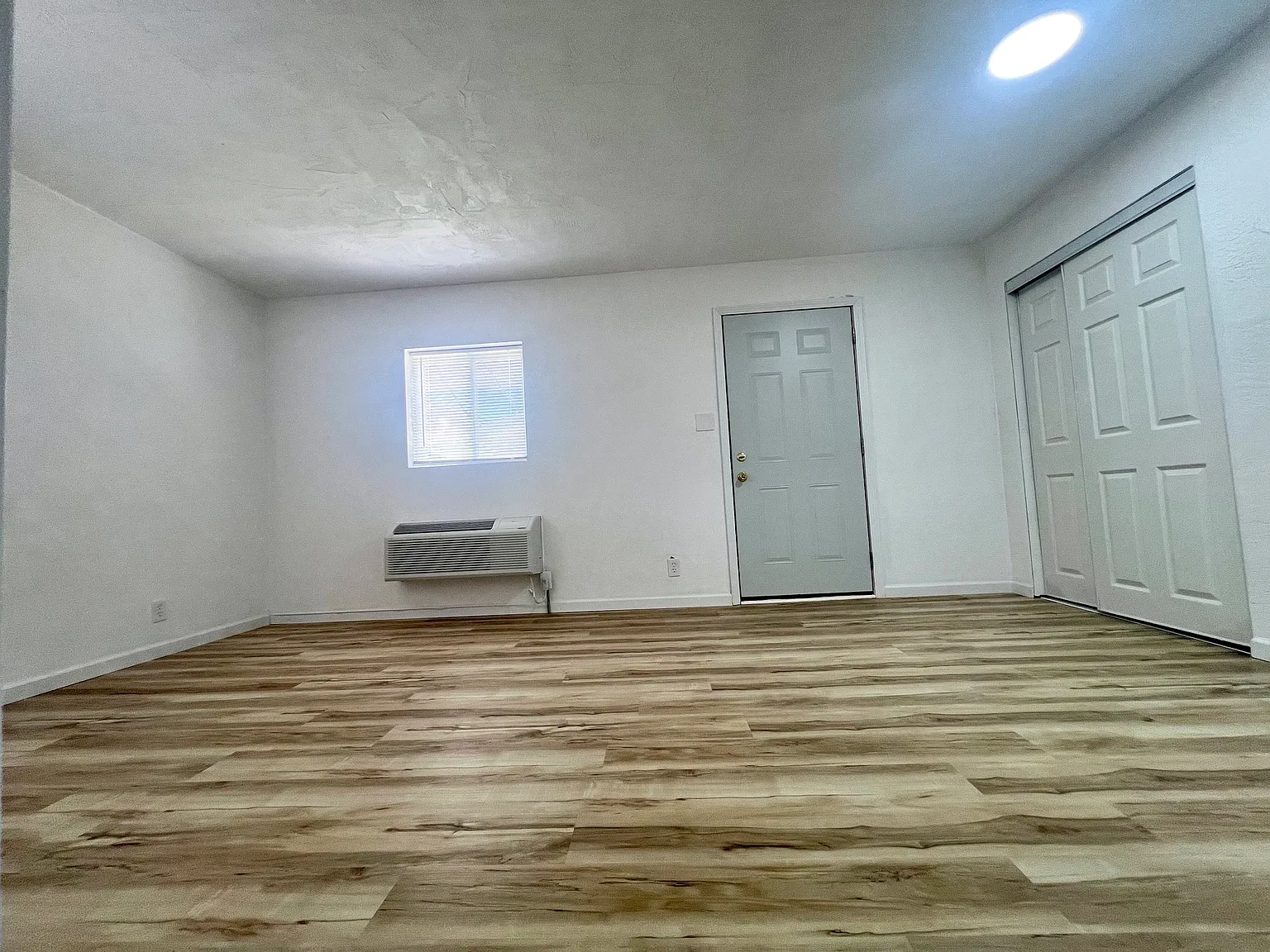 1 bed, 500 sqft, $875 — Photo 4