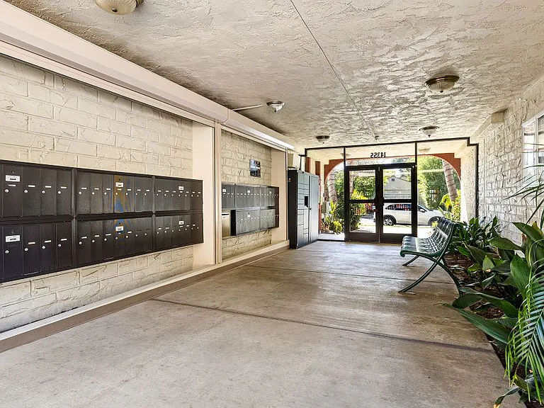 Parkview Terrace Apartments — Photo 34