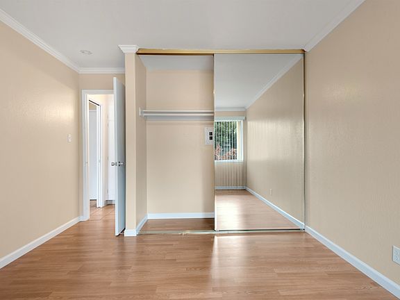5th image of 1735 Woodland Ave #10