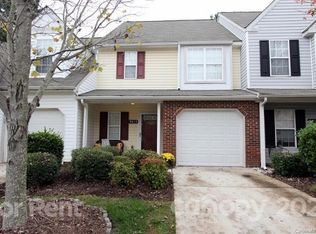 9613 Jack Russell Ct, Charlotte, NC 28269