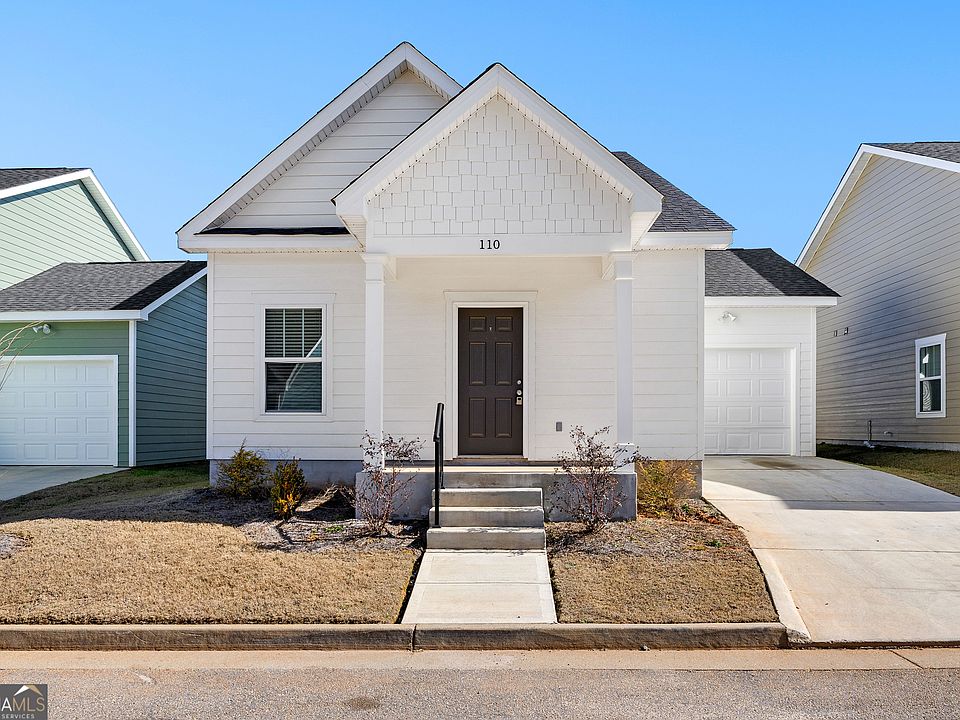 1st image of 110 Lenox Cir