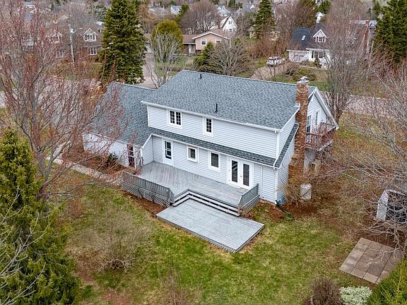 5th image of 40 Bardin Cres