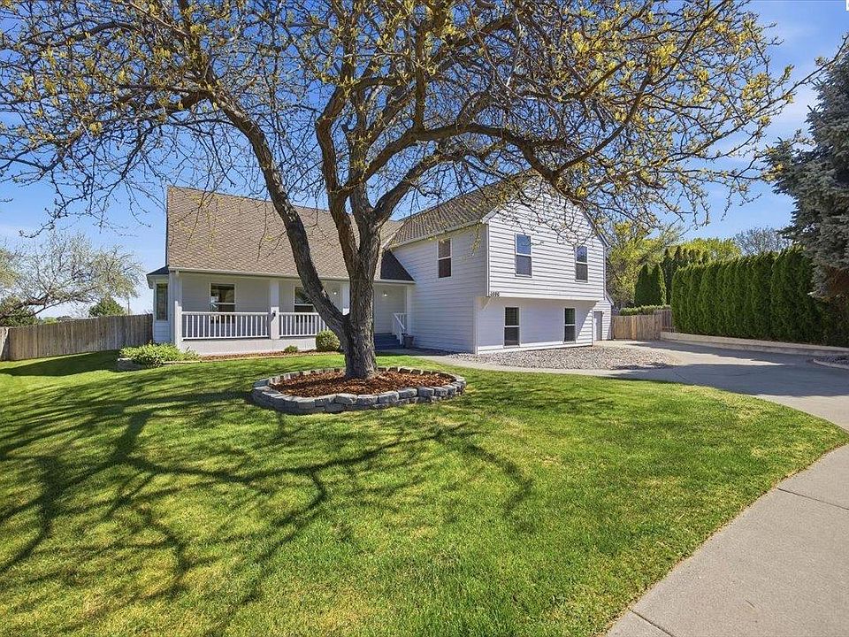 1st image of 4806 W 18th Ave