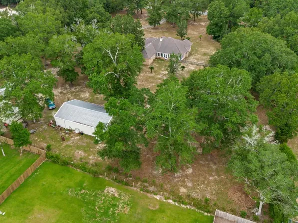 5711 Country Squire Dr, Milton, FL 32570