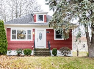 95 Madison St, Auburn, ME 04210