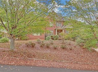 1276 Whisper Cove Dr, Buford, GA 30518