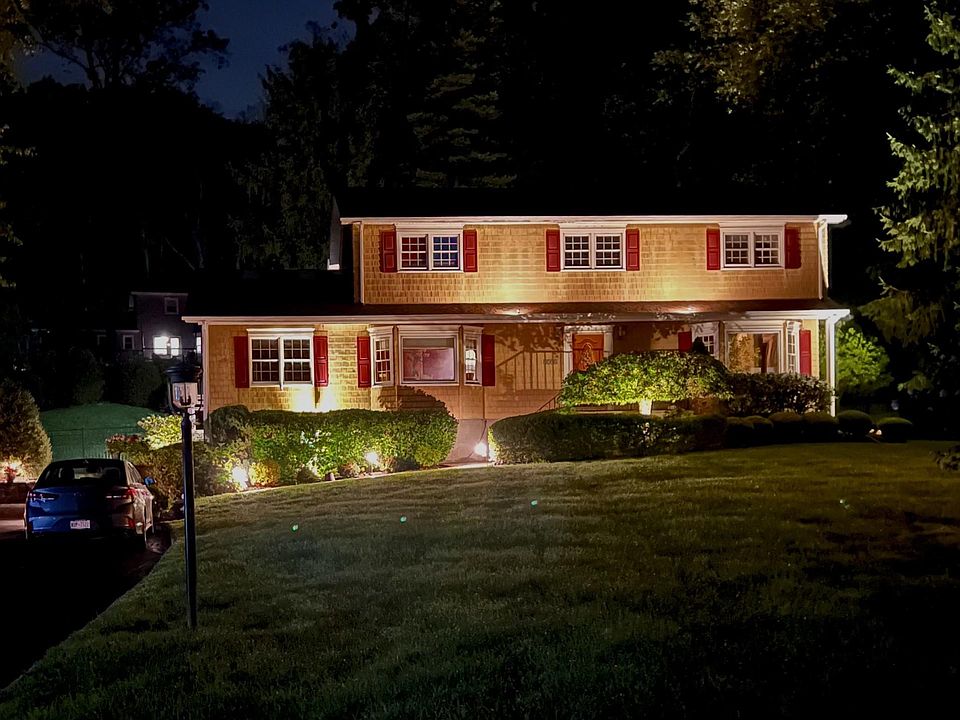1st image of 2196 Pondfield Court