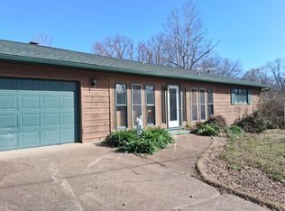 666 Baker St, Forsyth, MO 65653