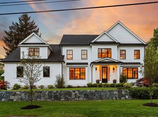 92 Cedar St, Lexington, MA 02421