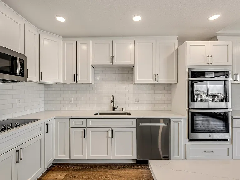 Vallejo Street Apartments