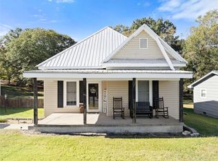 763 State St, Commerce, GA 30529