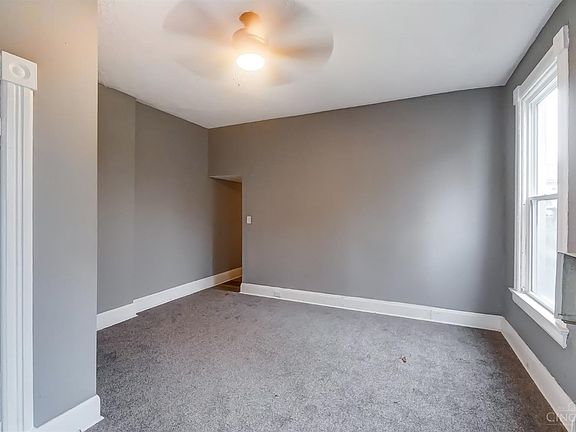 5th image of 4404 Vine St