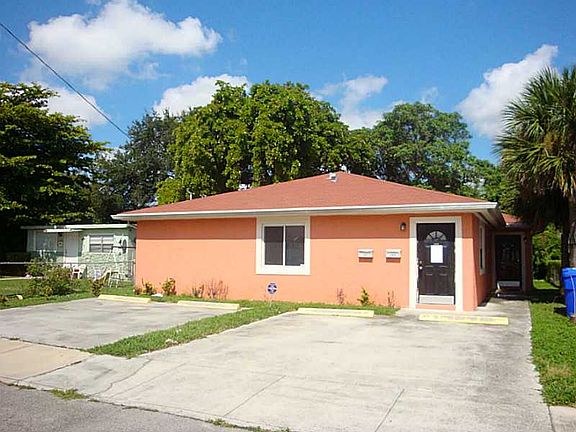 3rd image of 1451 NW 51st Ter